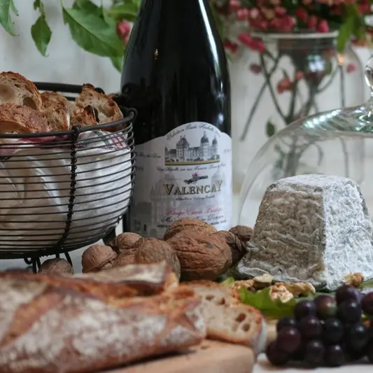 Fromage et vin de Valençay