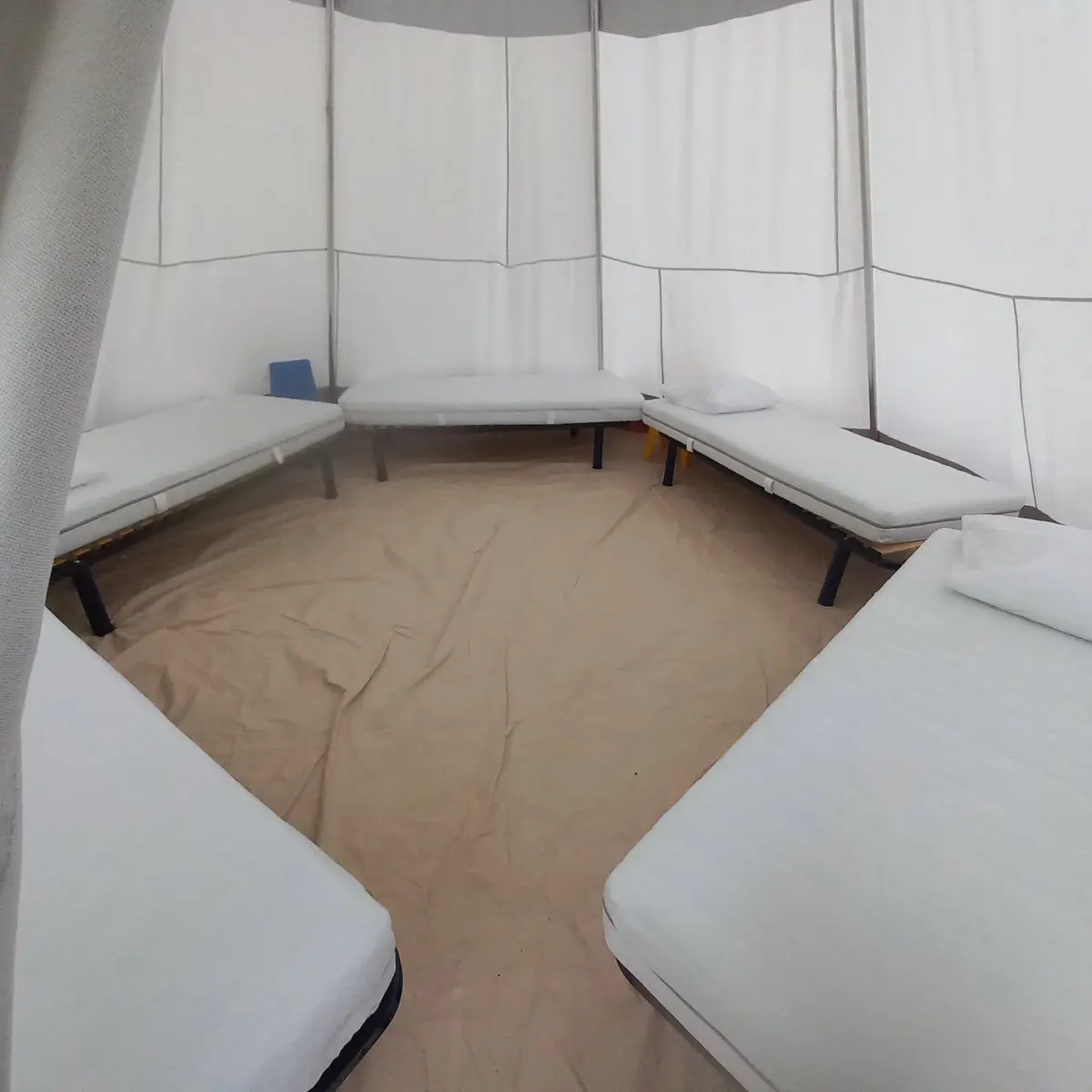 TIPI AU CAMPING DU GUE SAINT-LEONARD