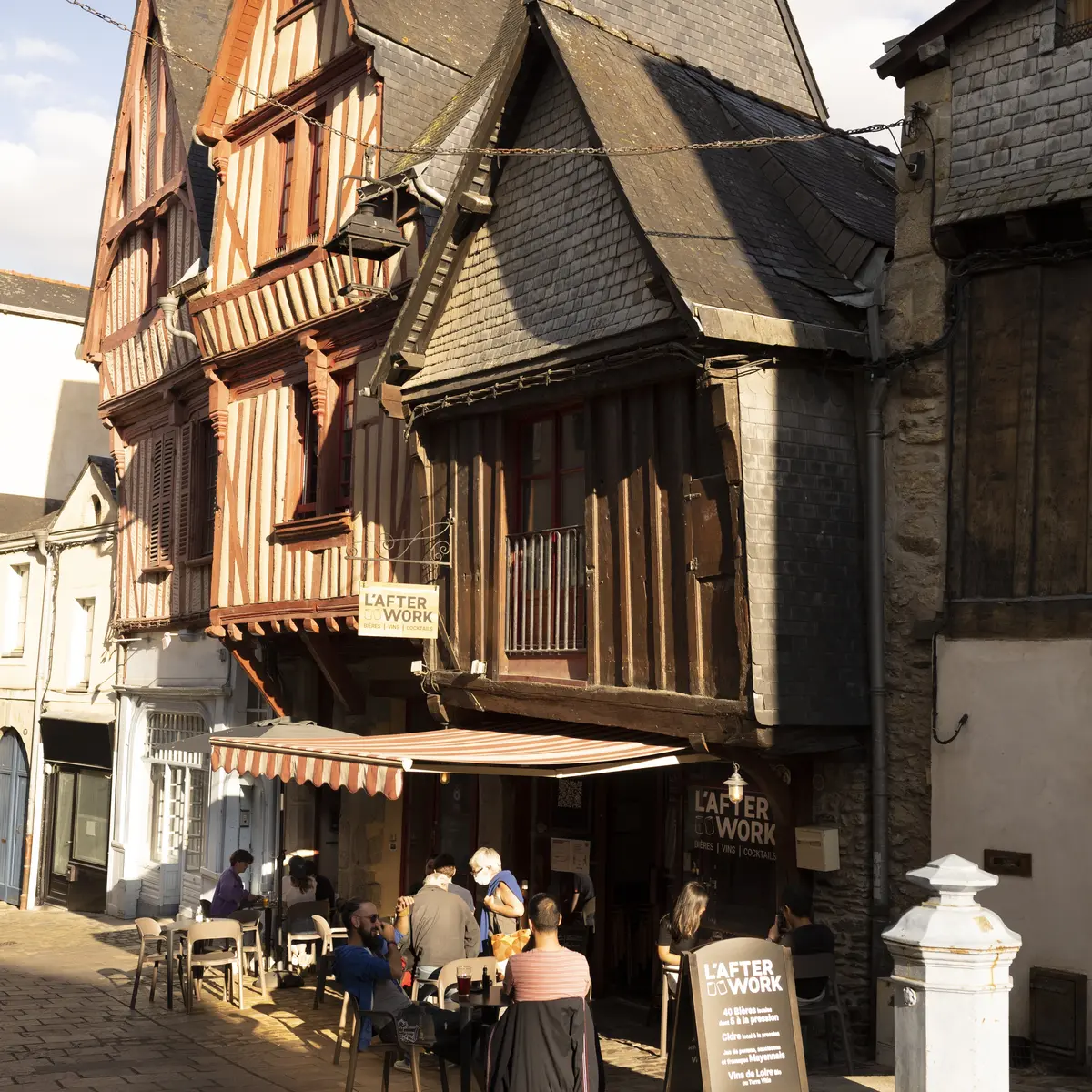 Bar L'After Work à Laval