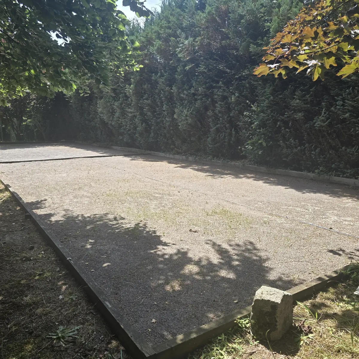 Aire de pique nique - Saint Aubin Fosse Louvain 53 © Bocage Mayennais Tourisme - 14