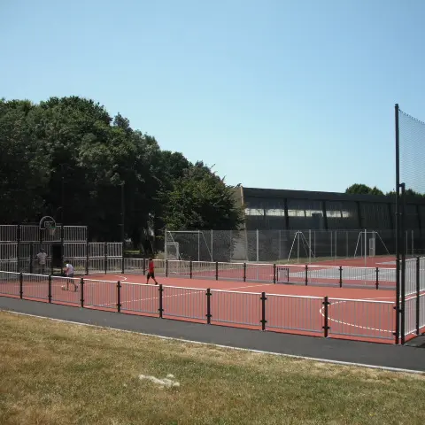Parcours et ateliers sportifs, Stade de Reton