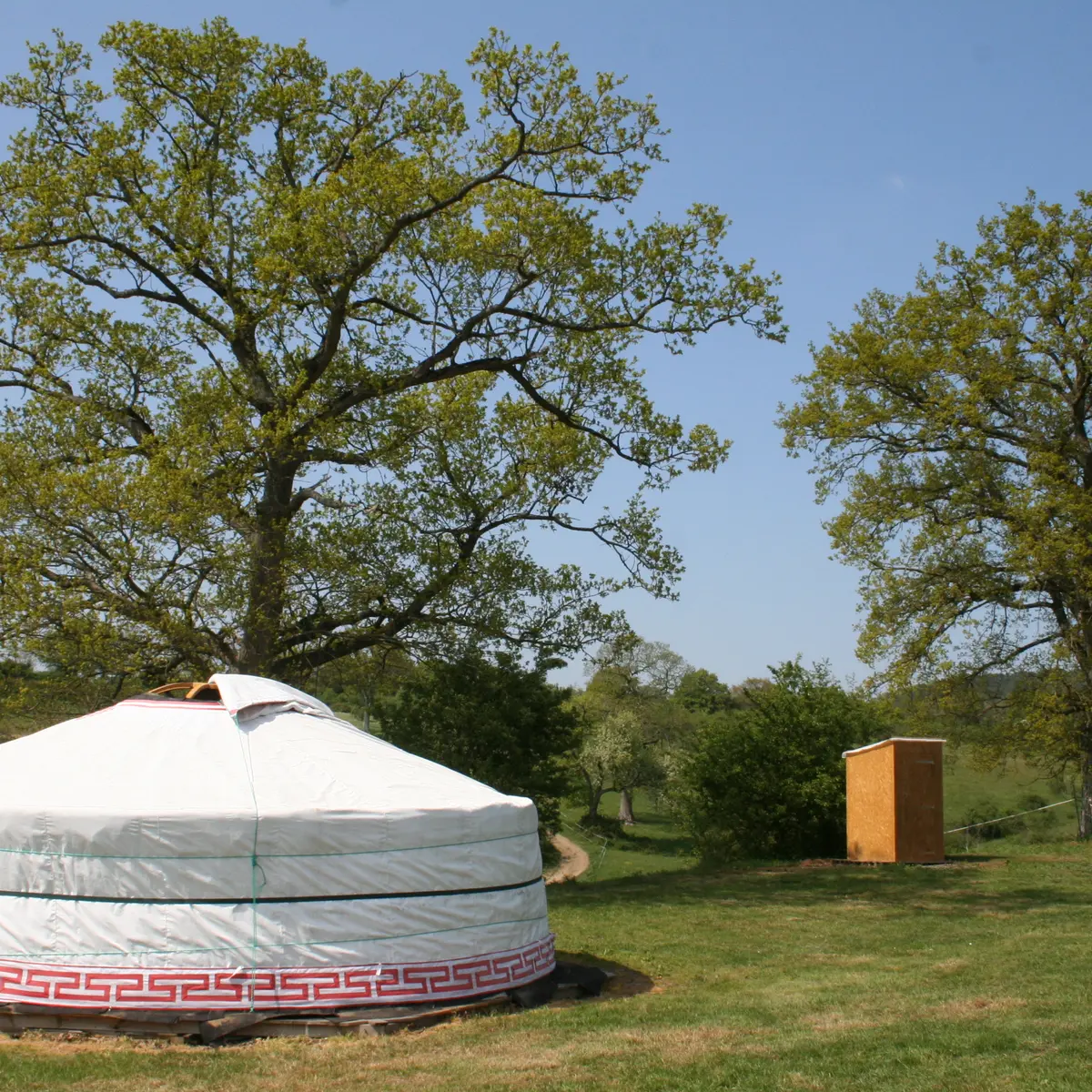 La Grande Savane - Saint-Paul-le-Gaultier - yourte extérieur