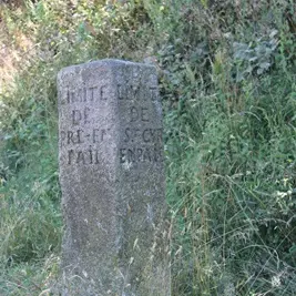 Borne de corvée, limite des communes