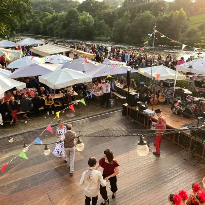 La Guinguette 007 ©