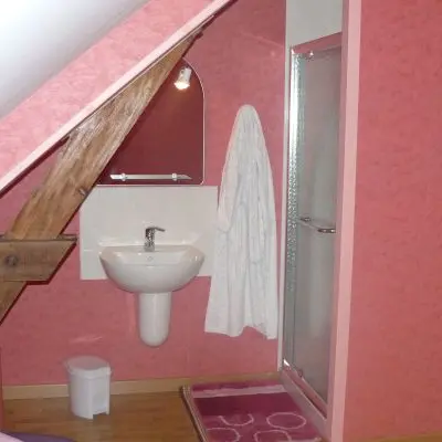 Chambres d'hôtes Le Gué Lian - Moitron-sur-Sarthe - chambre framboise