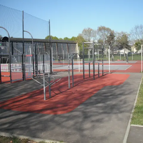 Parcours et ateliers sportifs, Stade de Reton