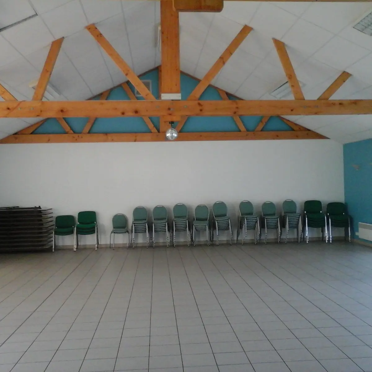 SALLE DE LOISIRS INTERIEUR