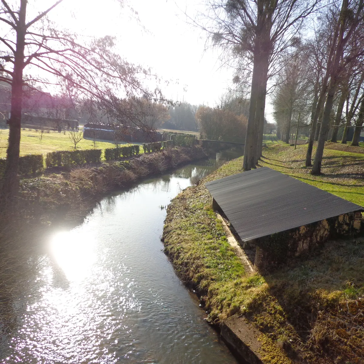 Saint-Gervais-de-Vic Lavoir (2)