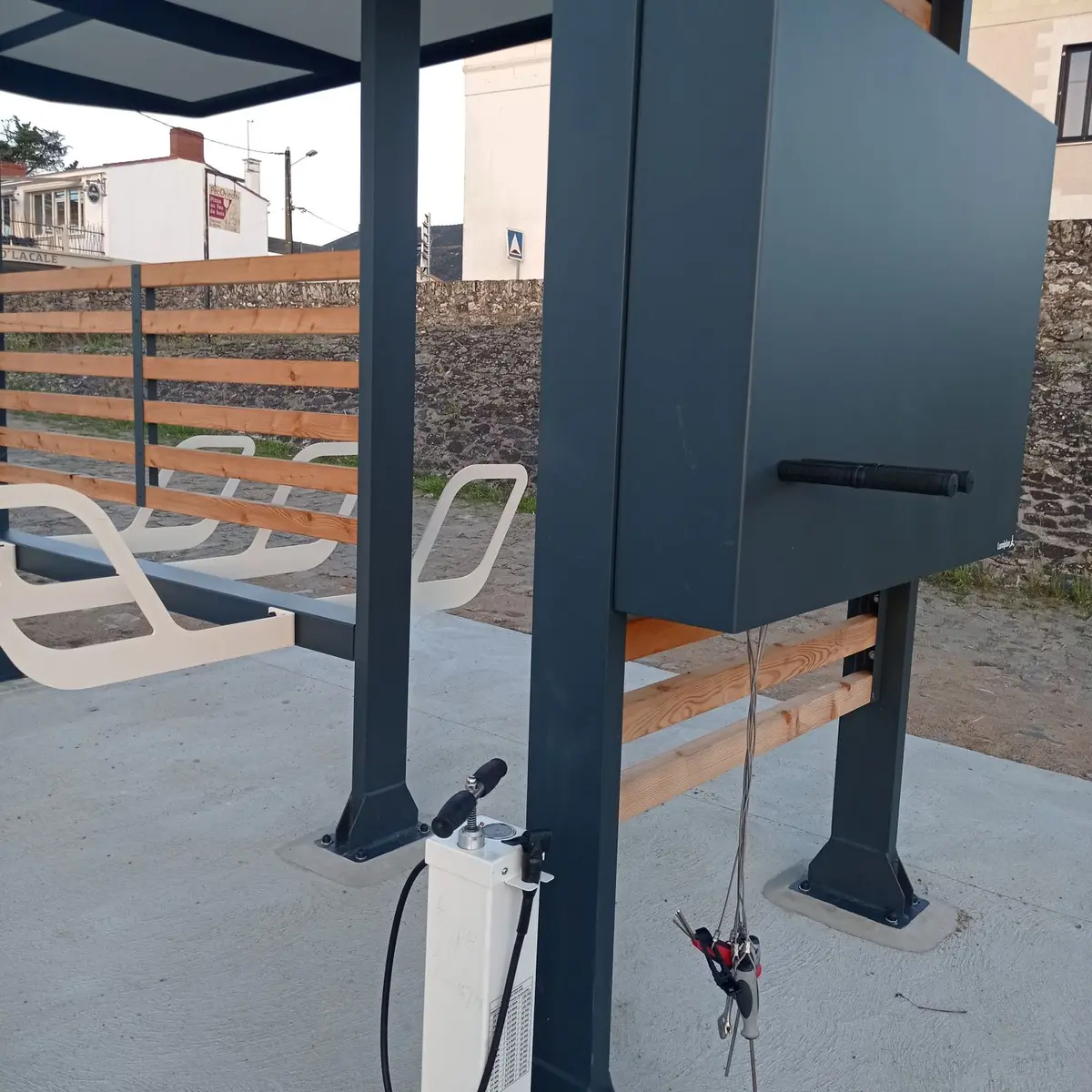 halte-velo-chebuette-st julien-levignobledenantes