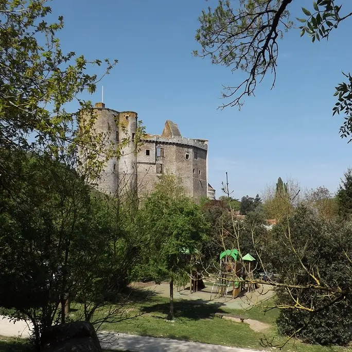 parc-henri-IV-clisson-2017©levignobledenantes (2) [1024x768]