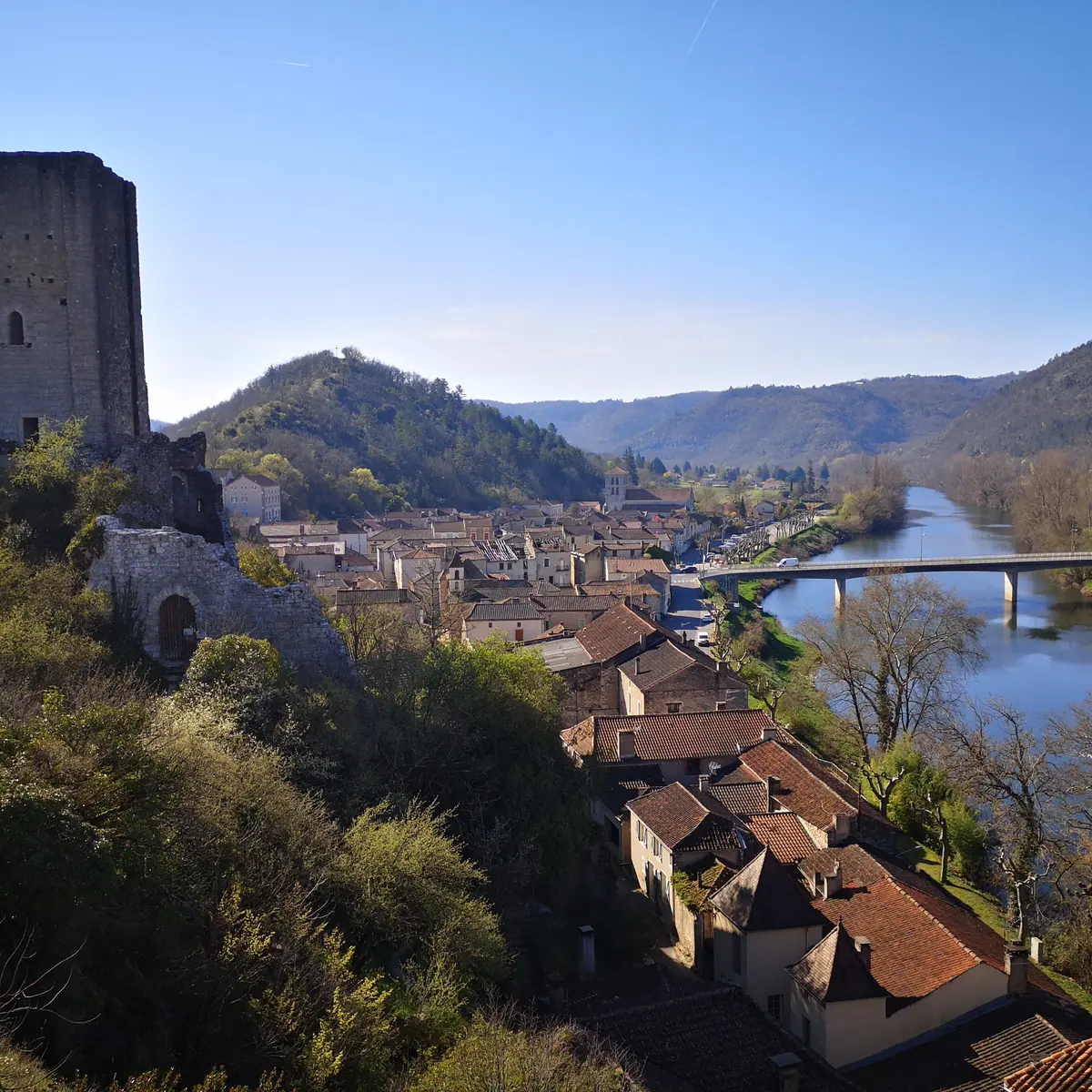 220324_Vue Tour Luzech