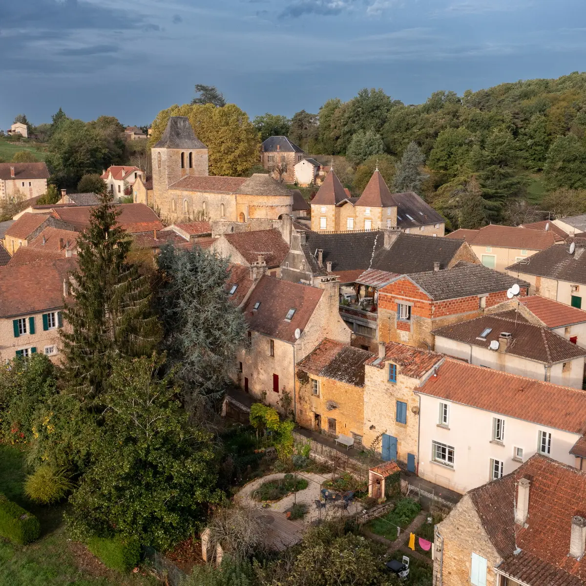 Vue aérienne de Goujounac