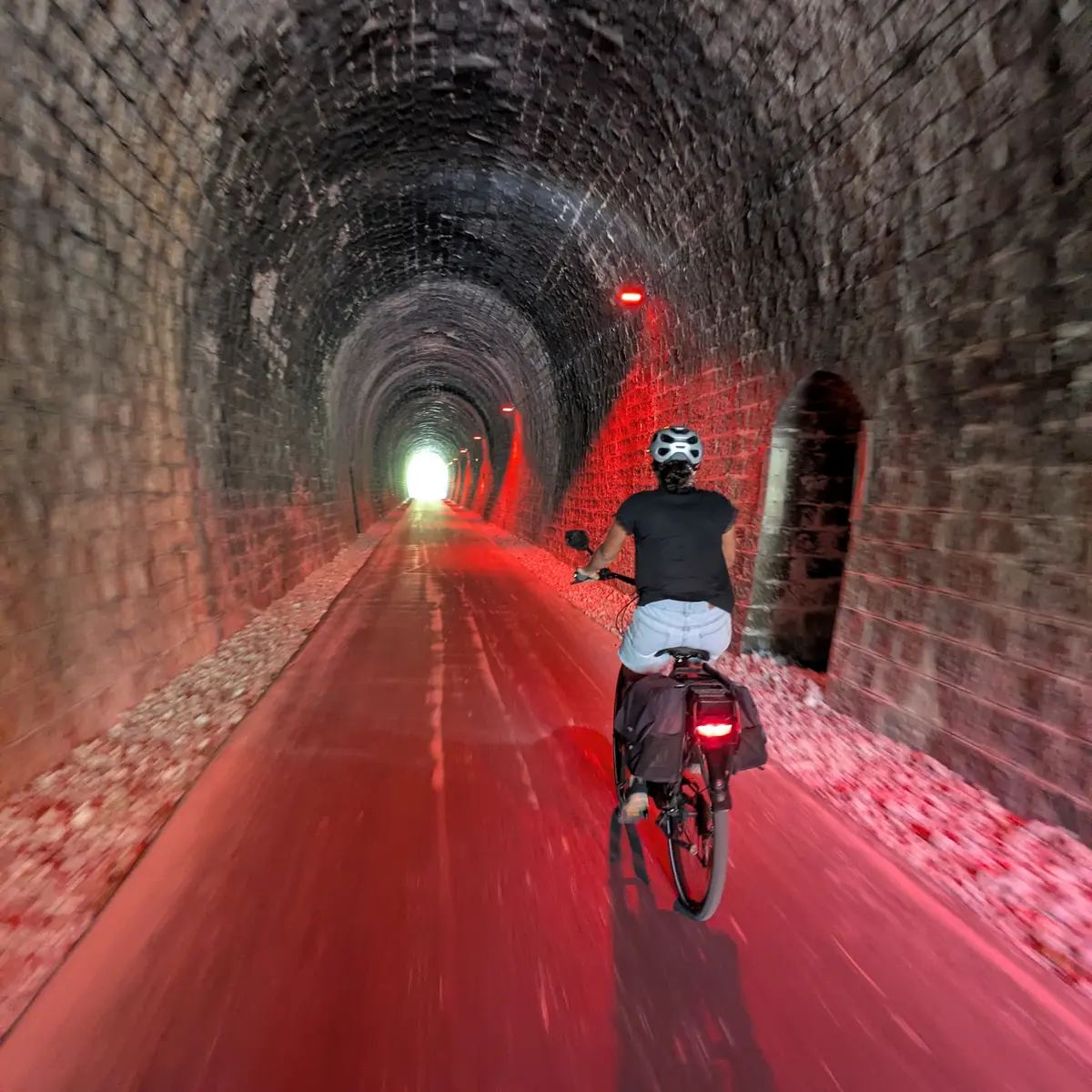 Voie_verte_tunnel_tourdefaure