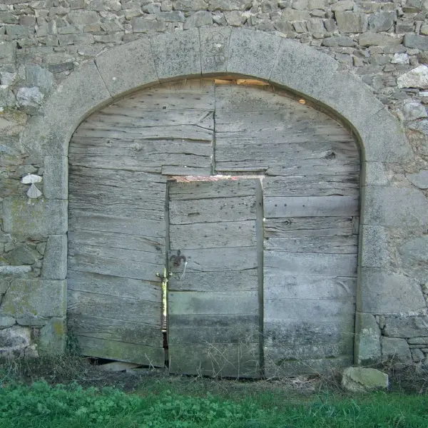 Bessonies - Porte Château des Bessonies