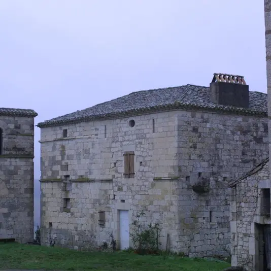 Flaugnac : Castrum