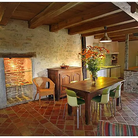 Gîte de Laparro CENEVIERES Séjour