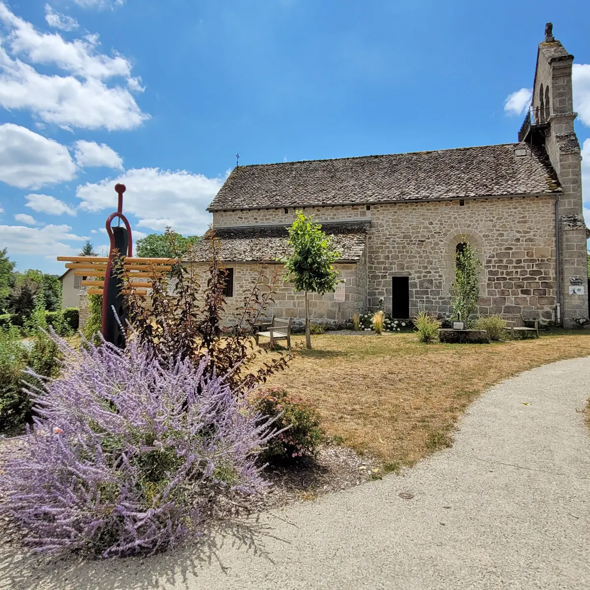 Saint Bonnet les Tours de Merle Croix laval par Laurie Wissocq