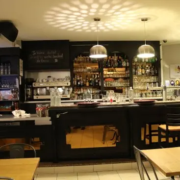 en bas d'la rue comptoir