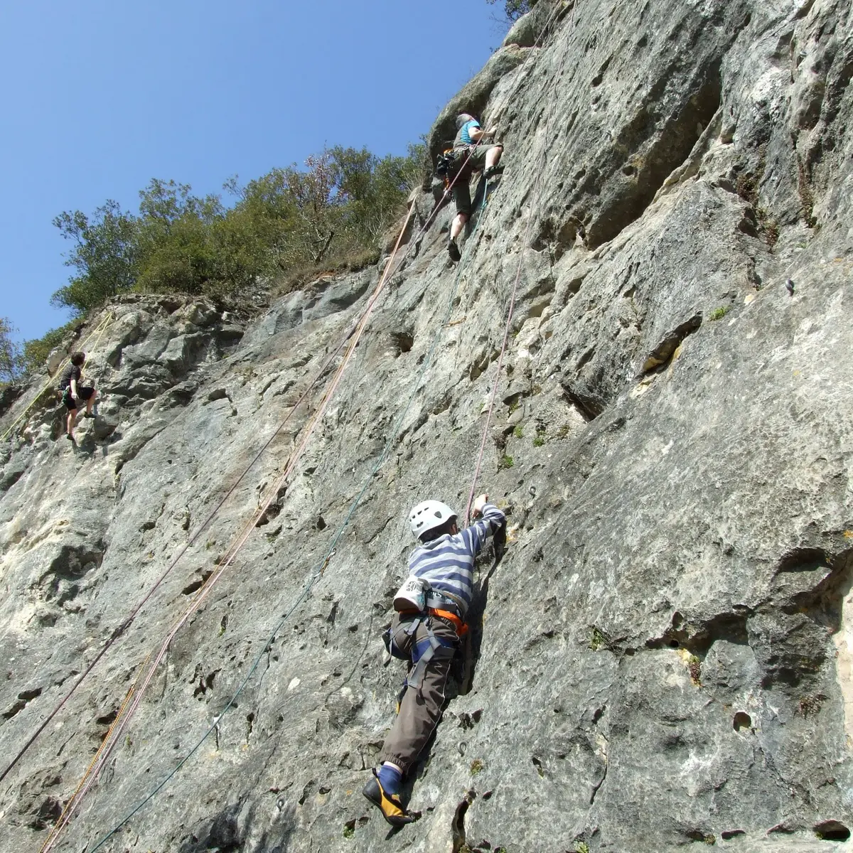 la falaise aux corbeaux - Les Grimpeurs de Noblat