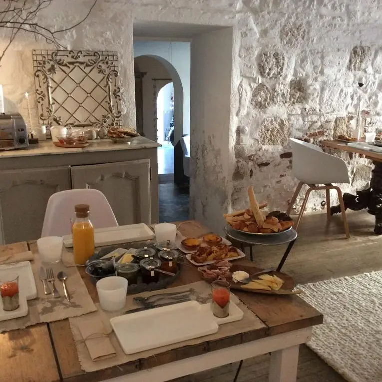 HLOAQU047V505BOL_Penne_LaMaisonSurLaPlace_petitdej