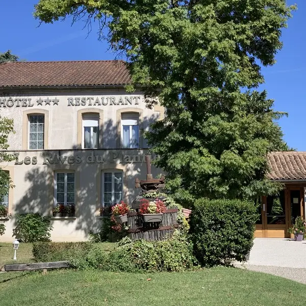 OTLT_HOT_Les rives du Plantié_Le Temple sur Lot_façade