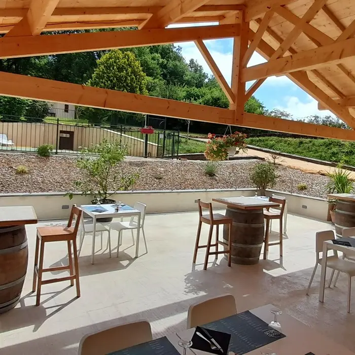 RESAQU047V50FKSN_Cuzorn_Les Loges de Mélis_terrasse