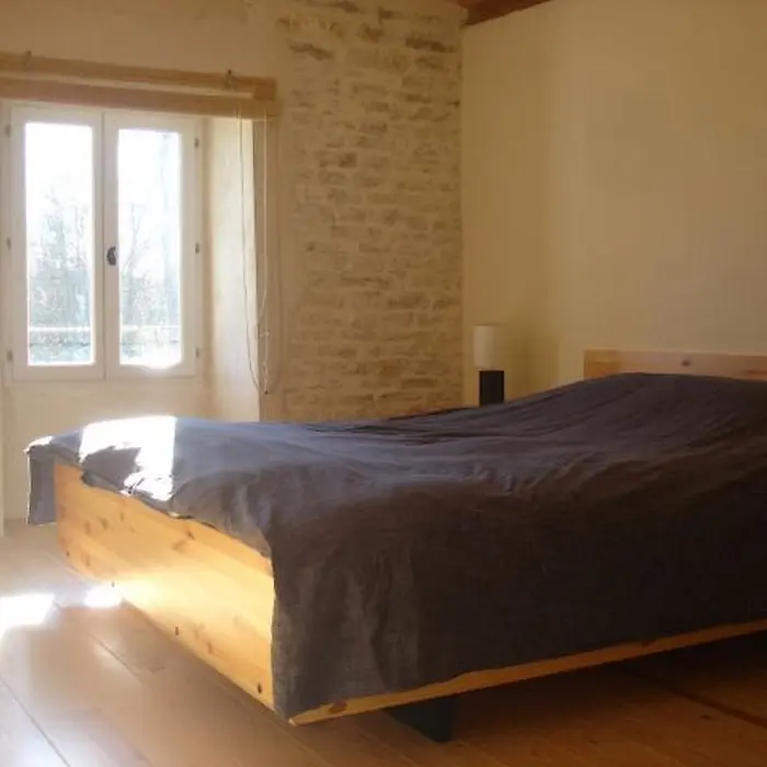 HLOAQU047FS00335_Thézac_Canel Tonneau_chambre