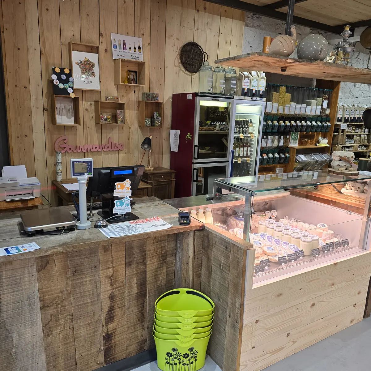 LE PETIT MARCHE CÔTE CREMERIE