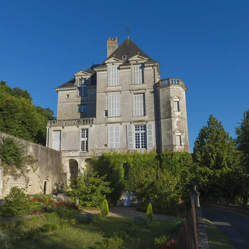 Chateau La Roche Racan_1B