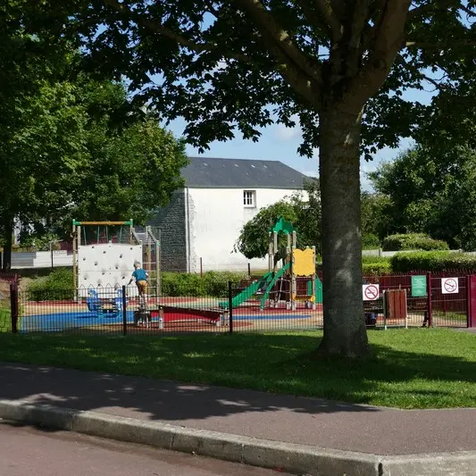 Aire de jeux quettreville sur sienne salle des fetes (2)