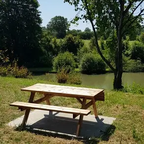 Aire de pique nique Roncey Plan d'eau (1)