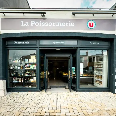 Commerce - Agon-Coutainvile - Poissonerie U (1)