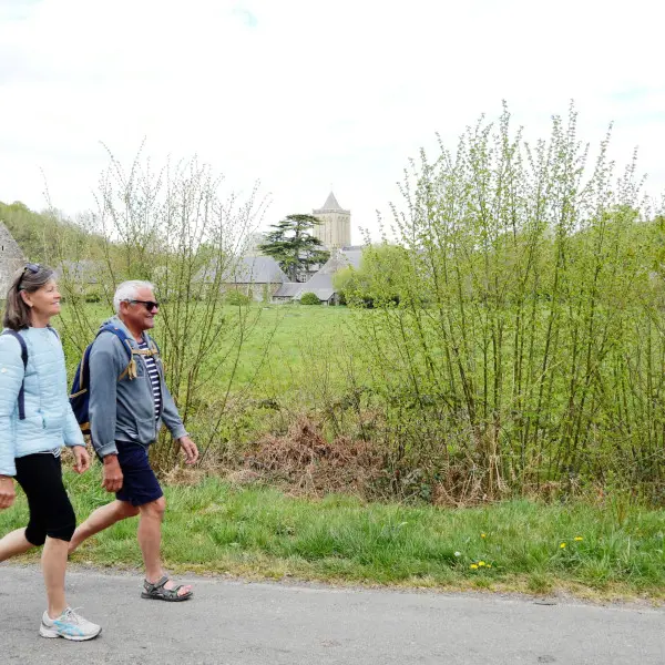 pied-grand-tour-lucerne-outremer_estelle-cohier