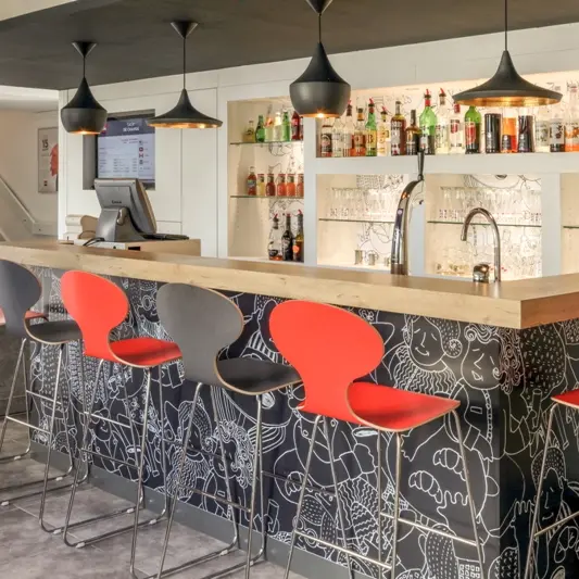 hotel-ibis-chalons-en-champagne-bar
