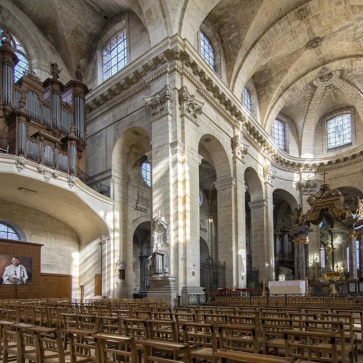 Intérieur Collégiale - Vitry-le-François