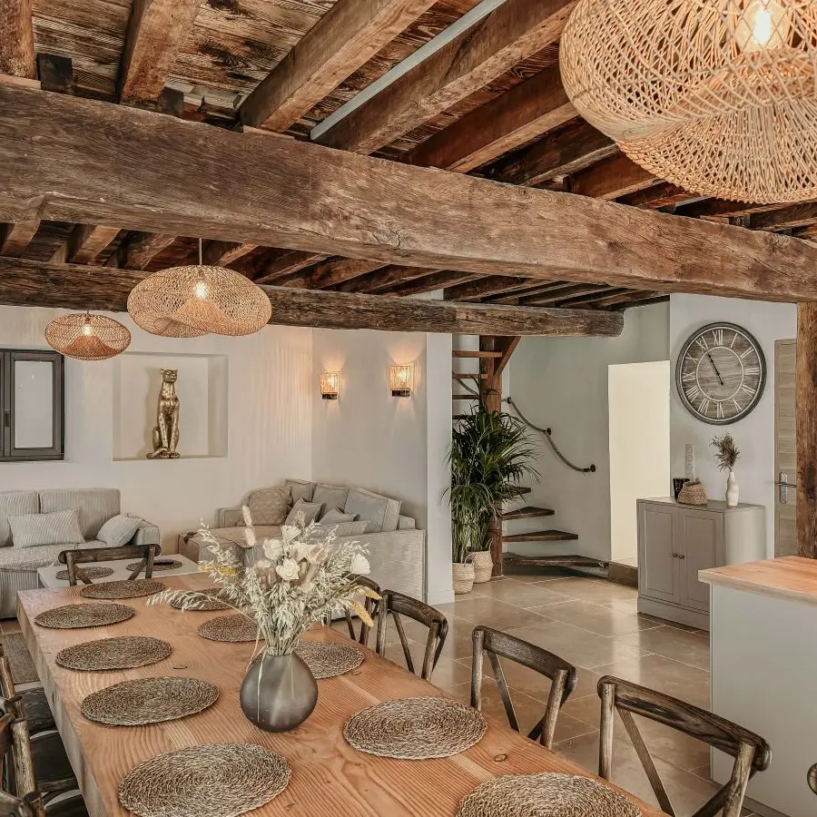 la-farm-val-de-livre-exterieur-maison-champenoise-gite-14-pers