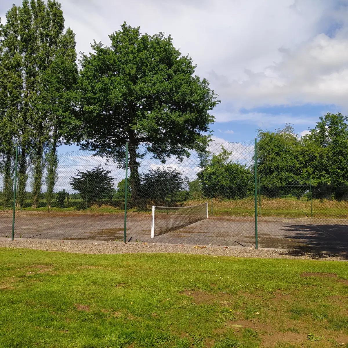 Aire de pique nique - Saint- Berthevin La tannière 53 © Bocage Mayennais Tourisme - 1