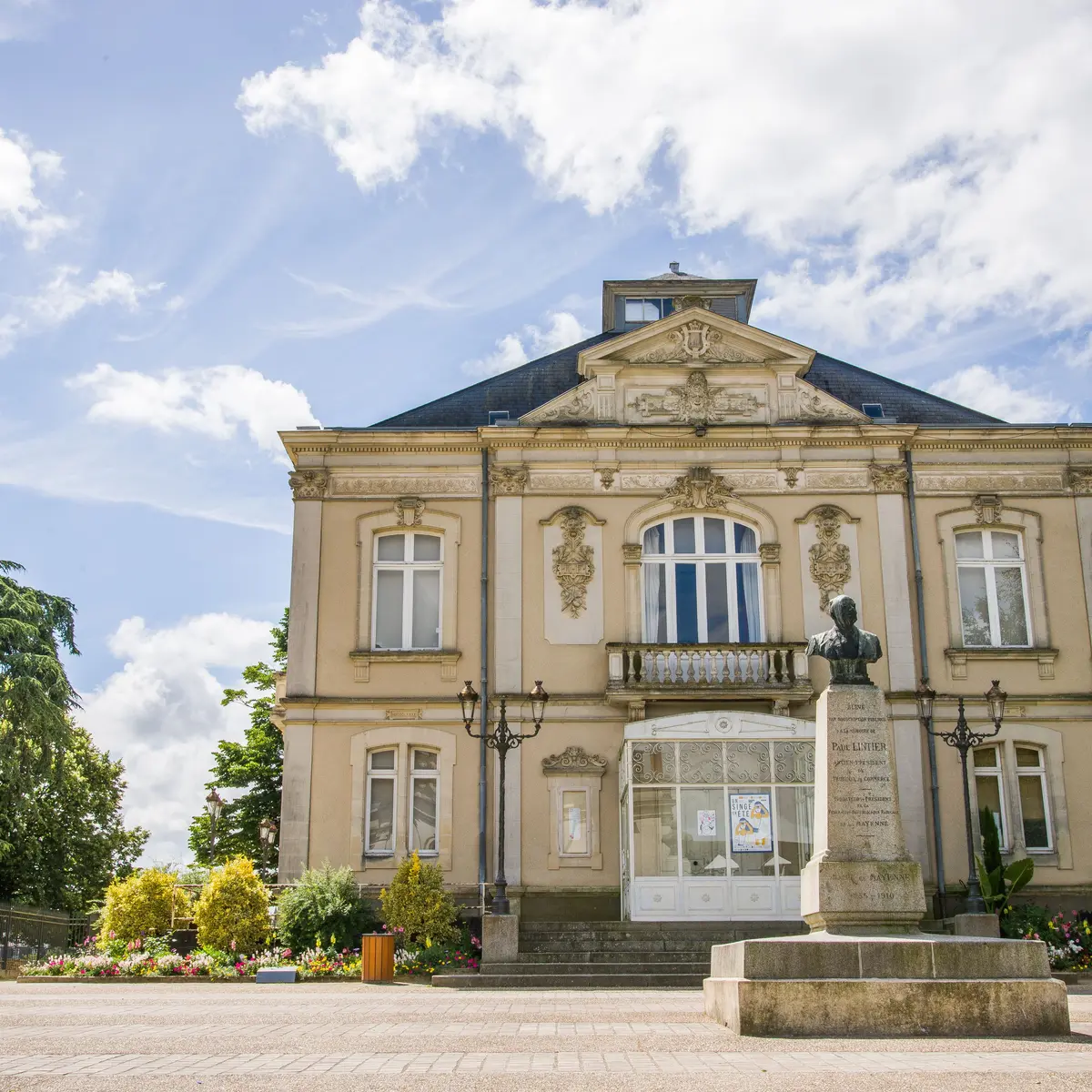 THEATRE DE MAYENNE