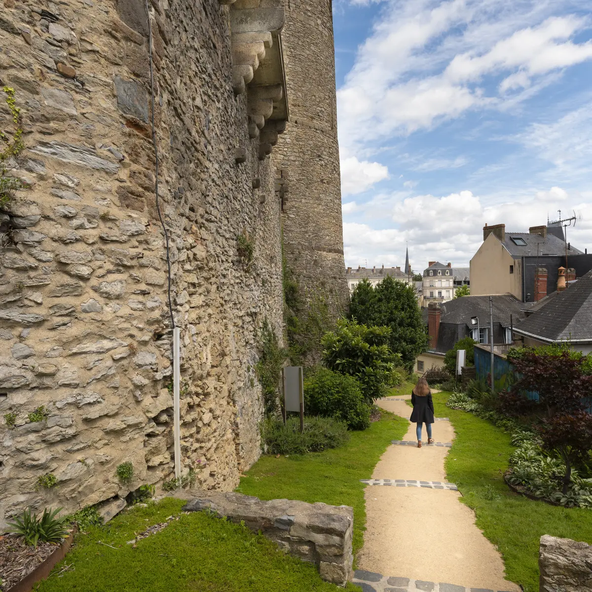 Promenade Charlotte Aragon 2©Pascal Beltrami-Laval Tourisme
