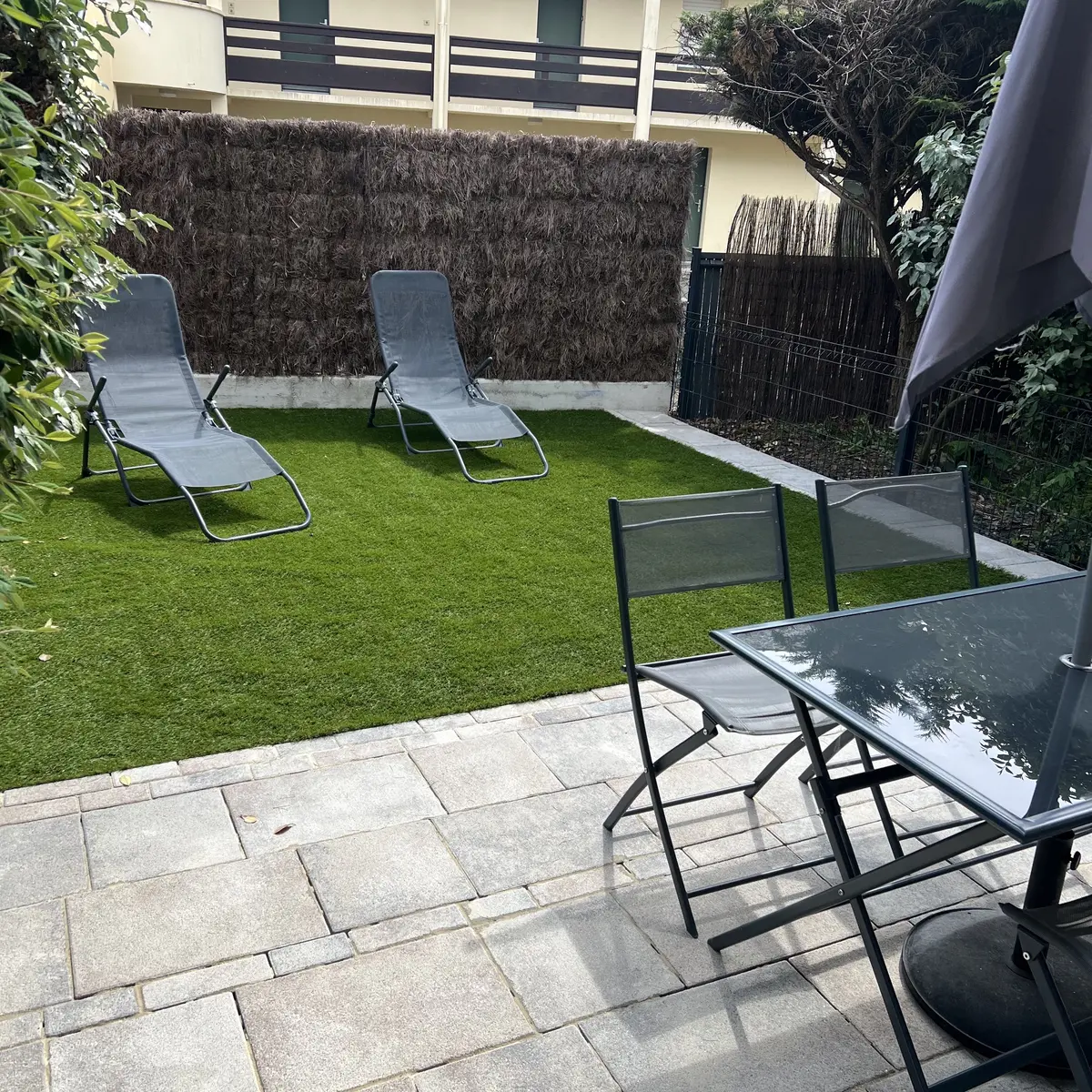 056MS000244_Hamon_exterieur