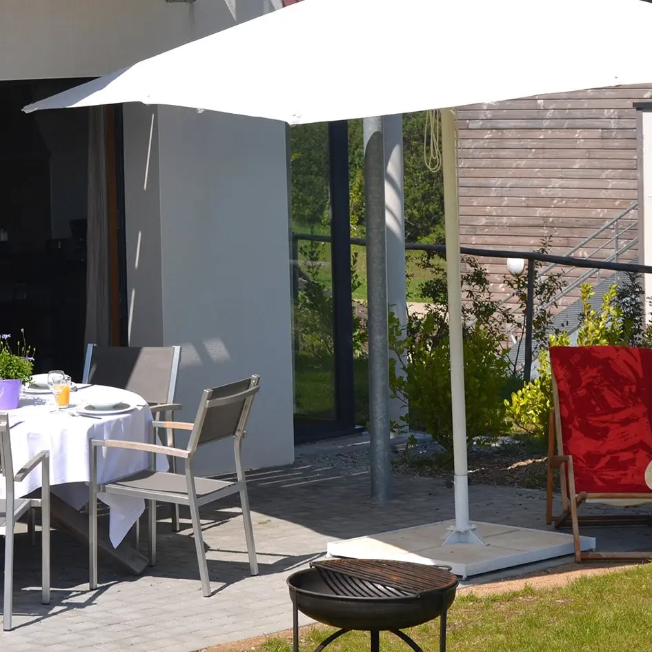 056MS000344_Madec_jardin