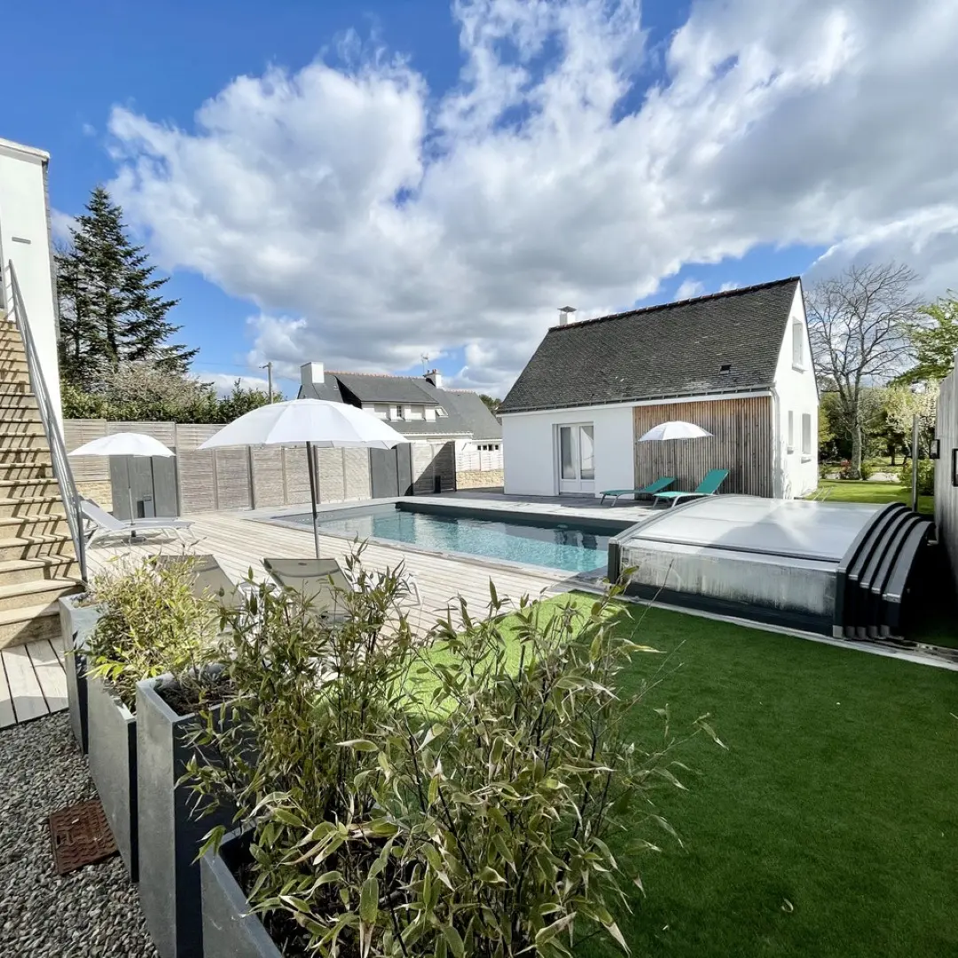Aurelie-gazave-conciergerie-carnac-piscine