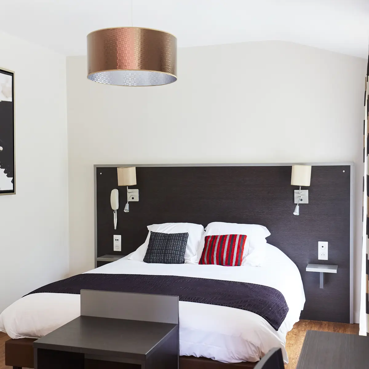 Hôtel Auberge du Cheval Blanc Baud Vallée du Blavet_chambre1@A.Lamoureux