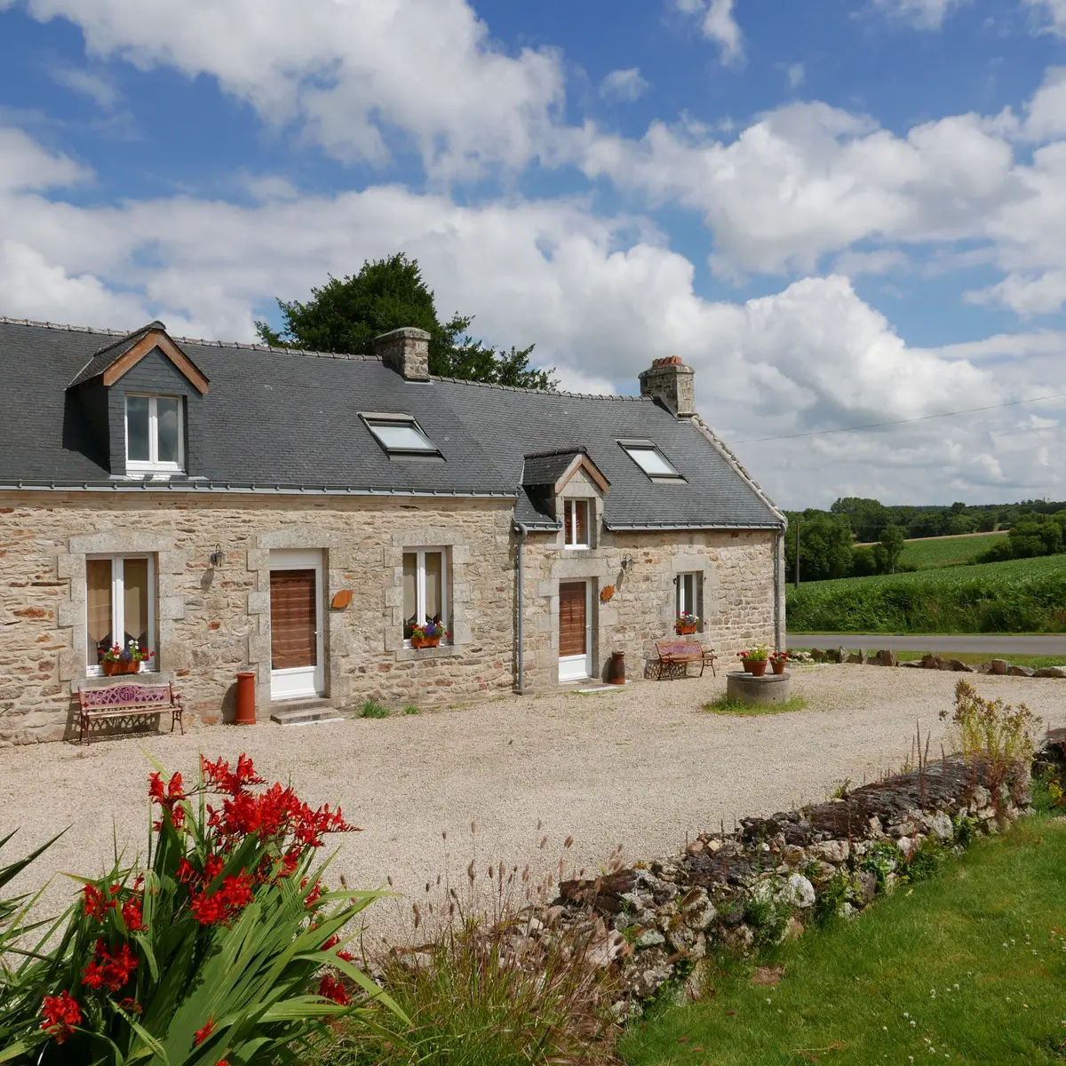 Location_gîte de Clistivan_Chêne_Hêtre_extérieur_La Chapelle-Neuve_Vallée du Blavet