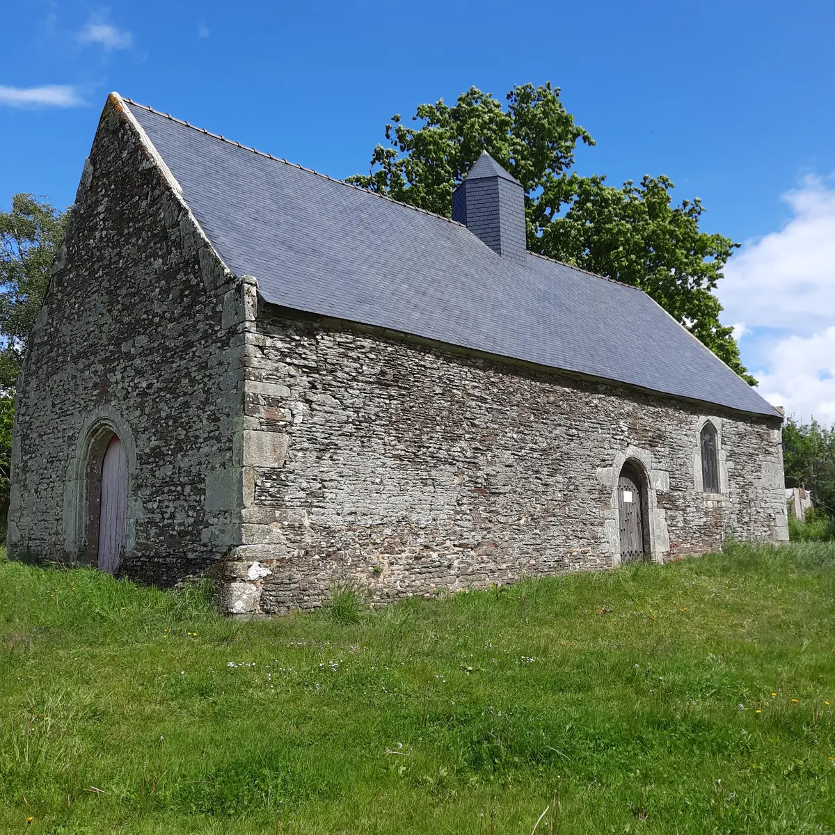 chapelle-notre-dame-des-fleurs-evellys (1)