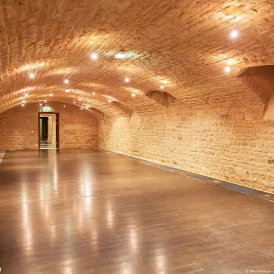 Halle-aux-Toiles_Alençon