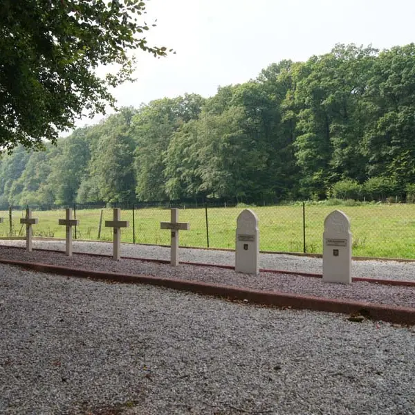 Nécropole des Gateys - St Nicolas des Bois