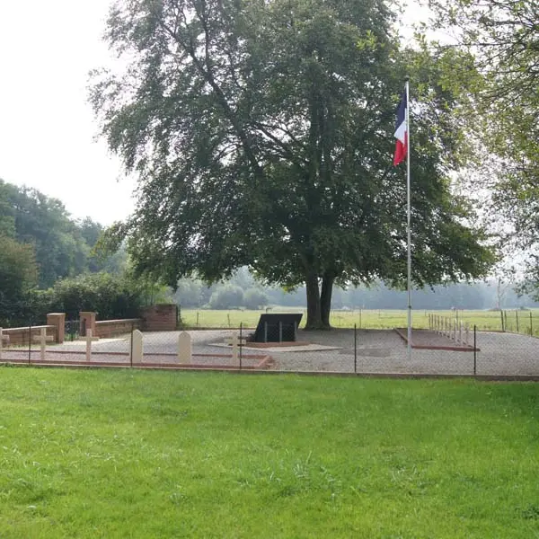 Nécropole des Gateys - St Nicolas des Bois