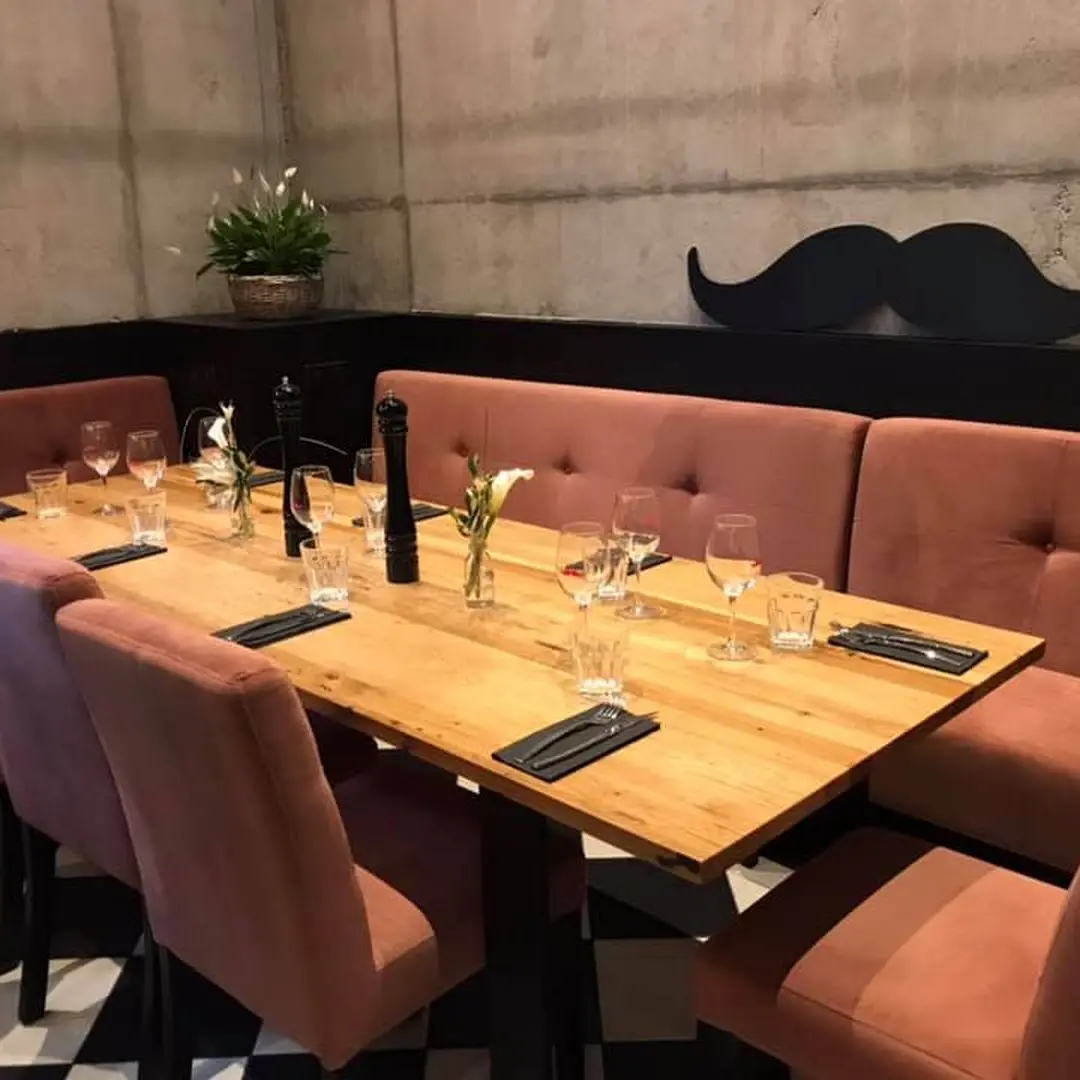 Dames moustache - billère - salle 4