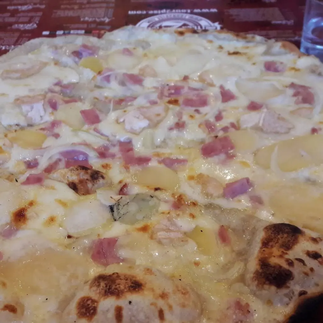 La Tour de Pise Pau Tourasse pizza crème